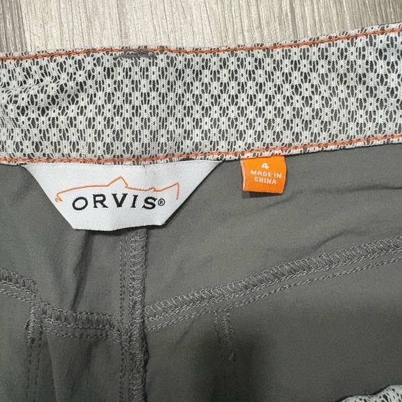 Orvis  Olive Cargo Shorts - Picture 2 of 4